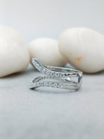 Load image into Gallery viewer, wedding band with lab grown diamond 10k solid gold