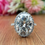 Load image into Gallery viewer, 5.0 carat oval lab grown engagement ring