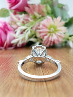 Load image into Gallery viewer, 14k White Gold Oval Lab Grown Diamond Ring