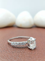 Load image into Gallery viewer, 1.00 ct Oval Diamond Solitaire Ring