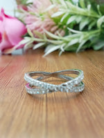 Load image into Gallery viewer, 14k White Gold Lab Grown Cross Ring