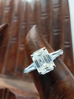 Load image into Gallery viewer, 3 Stone Emerald Cut lab Grown Ring