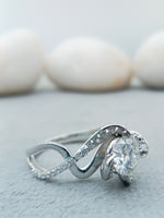 Load image into Gallery viewer, 14 kt white gold lab engagement ring