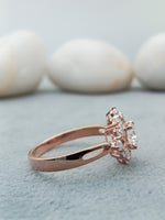 Load image into Gallery viewer, Diamond Studded Sunflower Cluster Ring