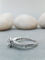 Load image into Gallery viewer, 0.85 ct Round Lab Grown Diamond Halo Engagement Ring with Floating Bubble Band