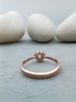 Load image into Gallery viewer, 10/14 kt Rose Gold Heart Halo Engagement Ring