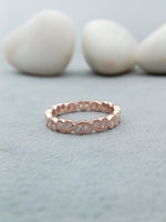 Load image into Gallery viewer, Rose Gold Vintage Wedding Band