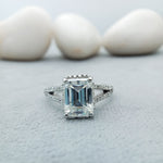 Load image into Gallery viewer, 10x7 mm Emerald Cut Lab Diamond Ring