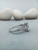 Load image into Gallery viewer, 10x7 mm Emerald Cut Lab Diamond Ring