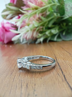 Load image into Gallery viewer, 14 kt Lab Grown Classic Engagement Ring