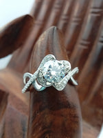 Load image into Gallery viewer, 14 kt white gold lab engagement ring
