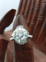 Load image into Gallery viewer, 14 kt lab grown dimond cushion cut engagement ring