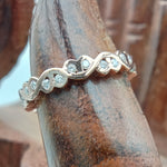 Load image into Gallery viewer, Rose Gold Vintage Wedding Band