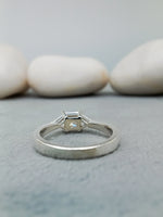 Load image into Gallery viewer, 14 kt T.W. Diamond Three-Stone Engagement Ring