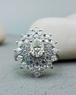 Load image into Gallery viewer, 1.0 carat oval Lab Grown Engagement Ring