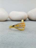 Load image into Gallery viewer, 14/18 kt yellow gold lab engagement ring