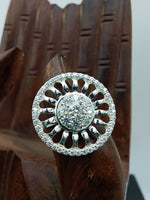 Load image into Gallery viewer, 14 kt Vintage Diamond engagement Ring