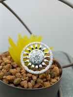 Load image into Gallery viewer, 14 kt Vintage Diamond engagement Ring