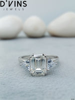 Load image into Gallery viewer, 3 ct lab diamond emerald ring