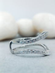 wedding band with lab grown diamond 10k solid gold