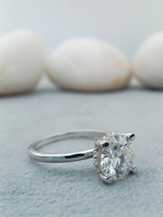 2.00 carat round brilliant cut Lab Grown diamond engagement ring