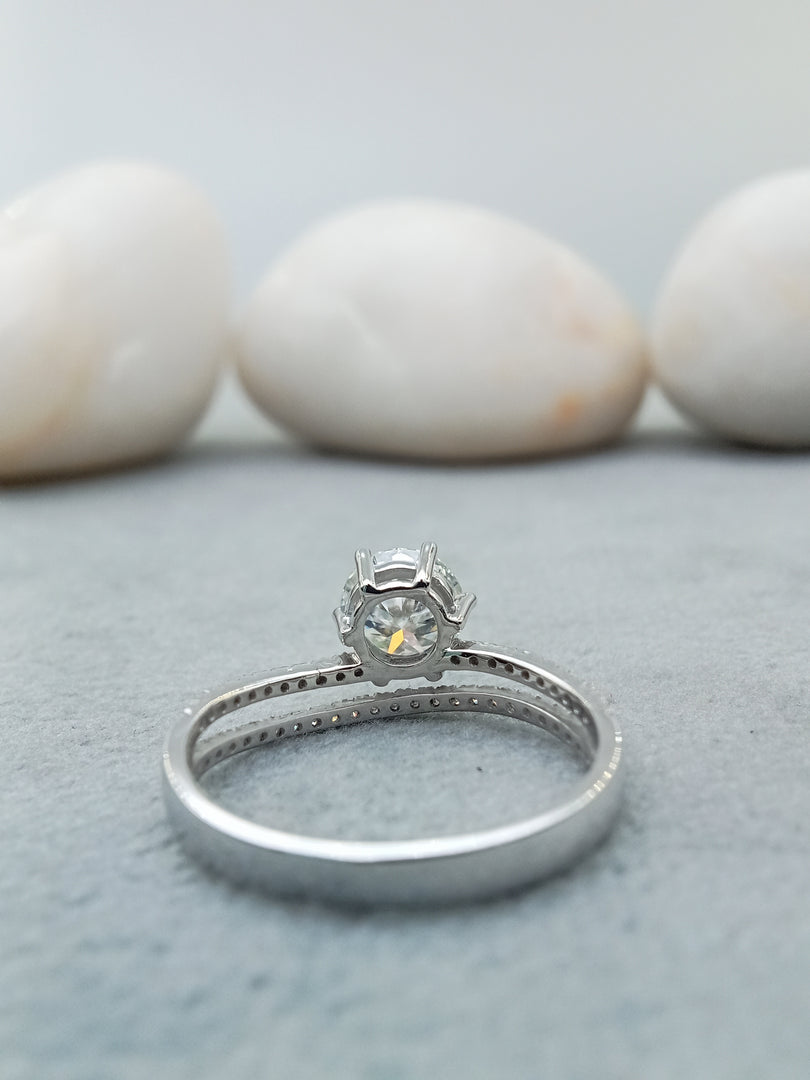 14k White Gold Round Lab Grown Engagement Ring