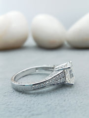 14k White Gold Lab Grown Oval Shape Diamond Engagement Ring