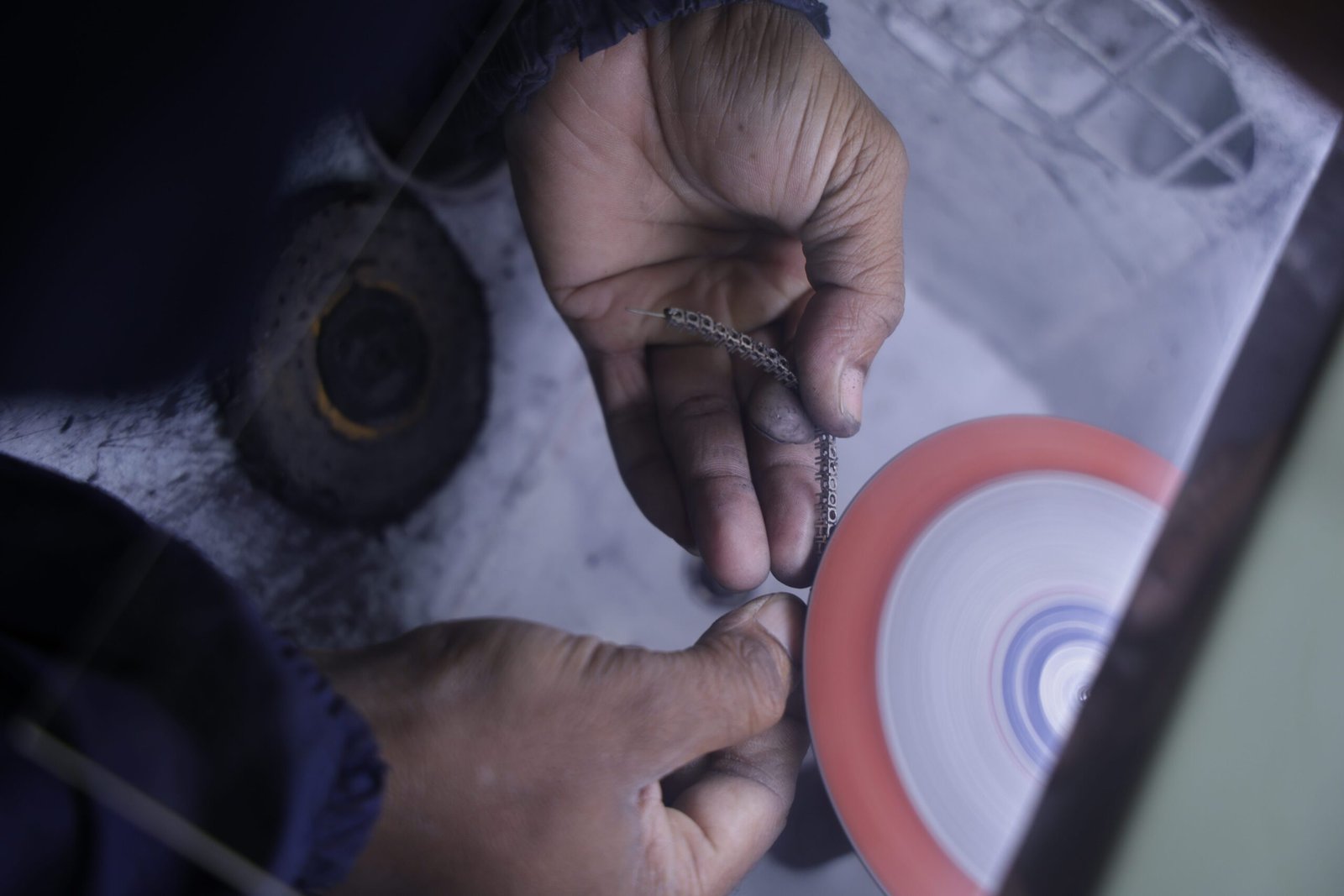 Pre-polishing before stone setting