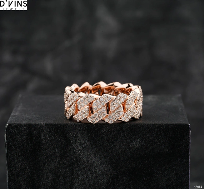 Diamond Cuban link ring with pavé diamond setting by D’Vins Jewels